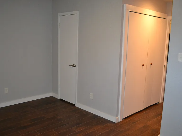 1812 14th St #7 — Photo 9