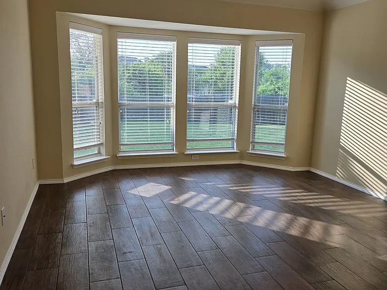 12100 Worthwood St — Photo 18
