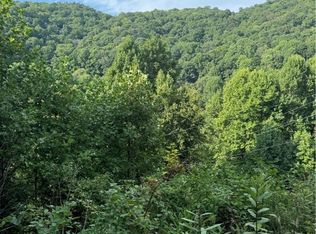 380 Wiedemanns Rd, Banner Elk, NC 28604