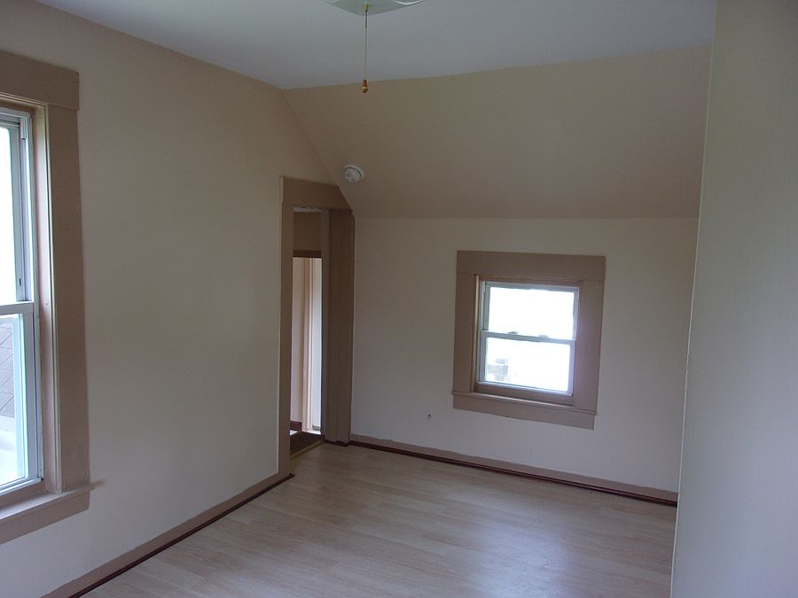 2nd image of 88 Clinton St #3