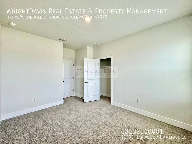 11393 Hardwood Hammock Ln — Photo 42