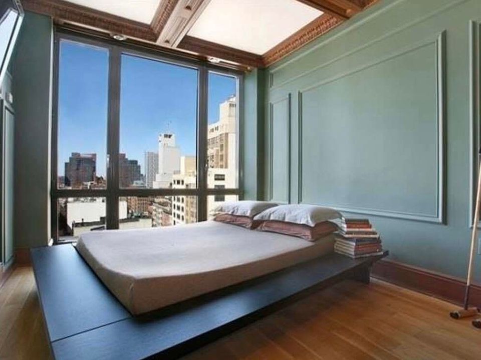2nd image of 310 W 52nd St #10DDA