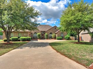 600 Clay Ln, Sherman, TX 75092