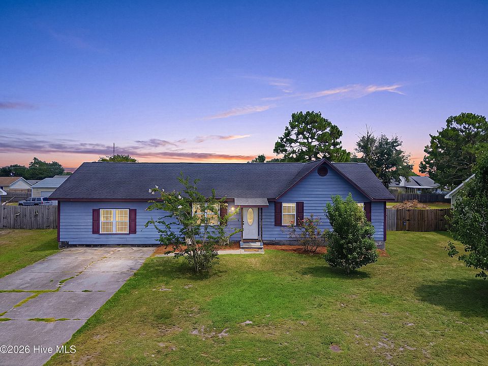 1st image of 215 S Ginger Drive