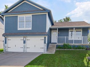 903 NW 62nd Ter, Kansas City, MO 64118