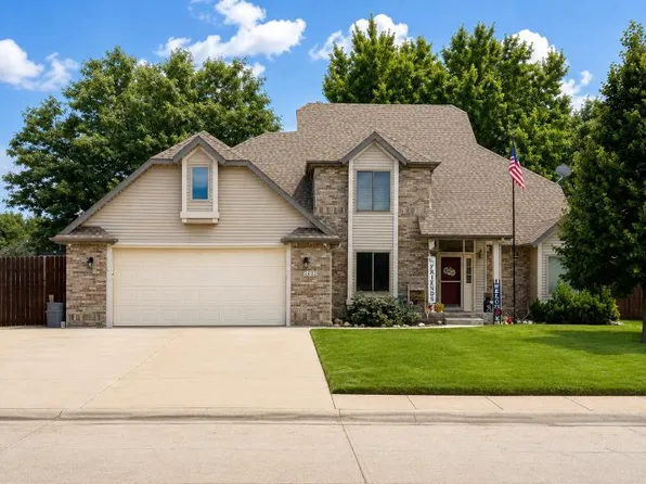 2602 Sunset Dr, North Platte, NE 69101