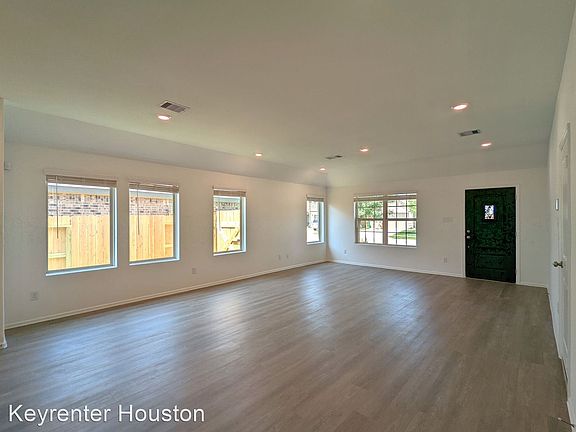 2nd image of 8622 Flamingo Bay Ln