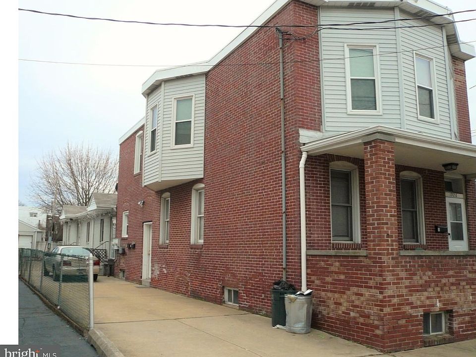 2nd image of 1926 W 5th St