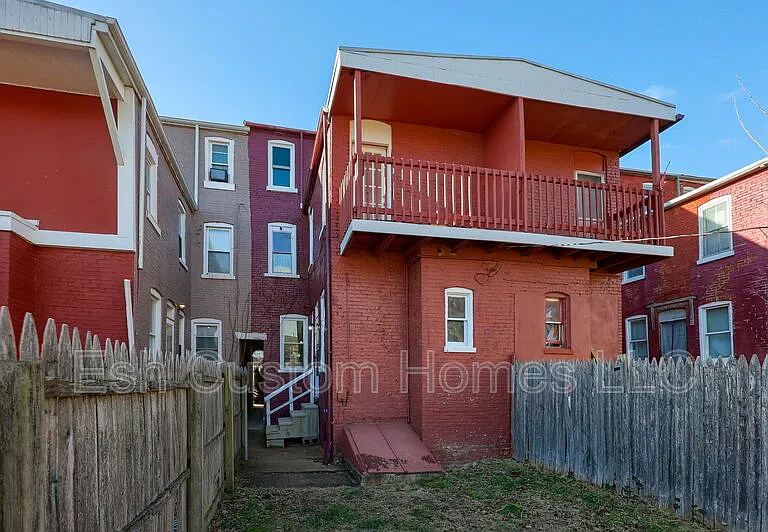 227 S Ann St — Photo 18