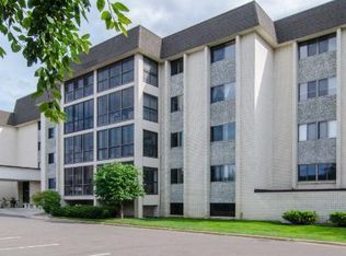 4075 W 51st St APT 311, Minneapolis, MN 55424