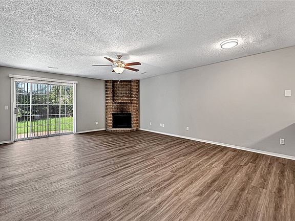 3rd image of 1357 N Boxley Ave
