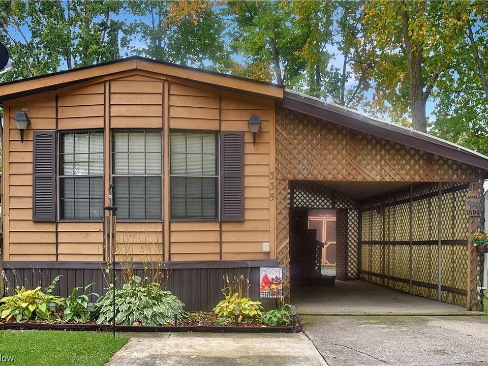 1st image of 335 Ashwood Ave