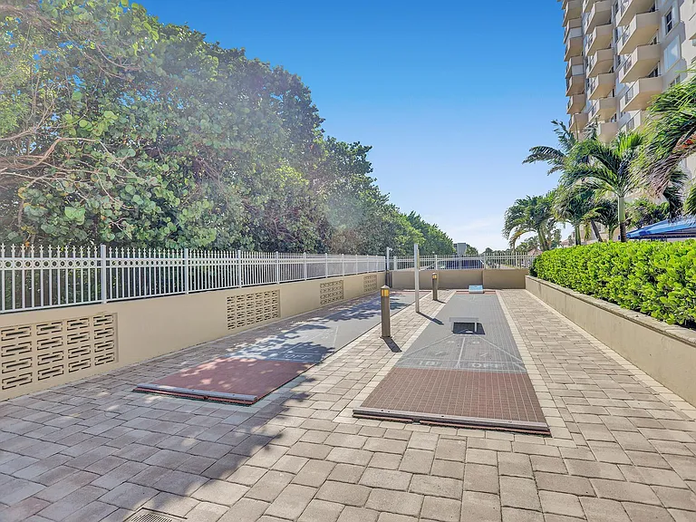 2000 S Ocean Blvd #LC — Photo 55