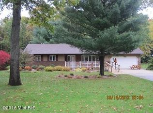 90 Mill Brook Ct, Muskegon, MI 49442