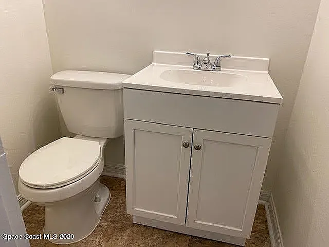 302 Georgetown Ave — Photo 23
