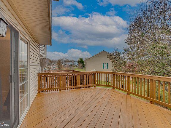 4th image of 5649 Tessie Ct