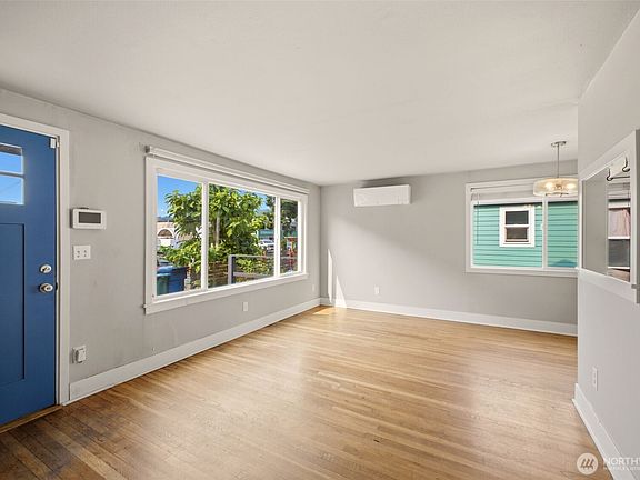 3rd image of 748 S Kenyon Street