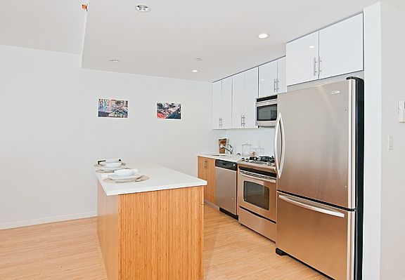2nd image of 112-02 Northern Blvd #3C