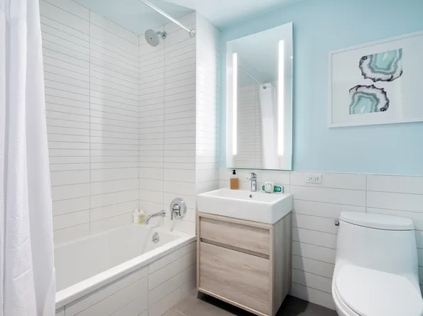 416 Kent Avenue image 9 of 28