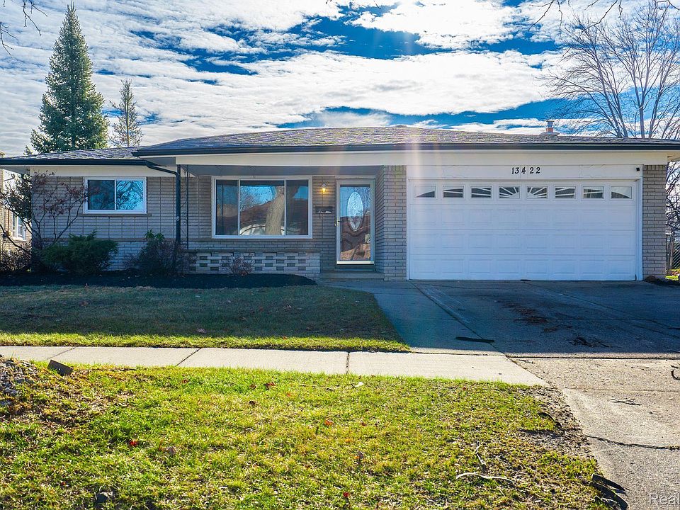 1st image of 13422 De Mott Dr