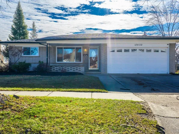 13422 De Mott Dr, Warren, MI 48088