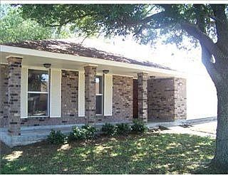 1st image of 2213 Hampton Dr