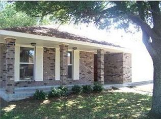 2213 Hampton Dr, Harvey, LA 70058