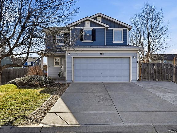 3rd image of 733 Canyon Lane