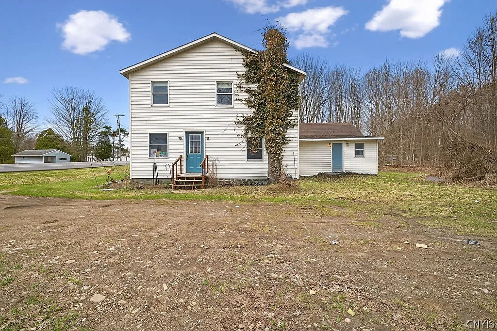 2286 State Route 104 photo 1