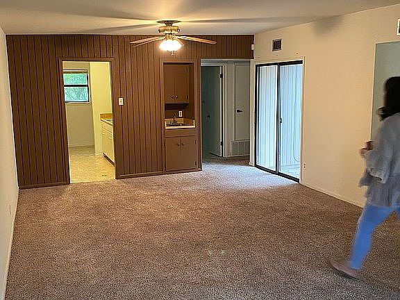 3rd image of 1016 Jefferson Ave #1014