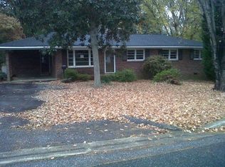 361 Crestview Dr, Spartanburg, SC 29306