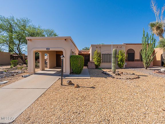 3rd image of 1501 W Calle Mendoza
