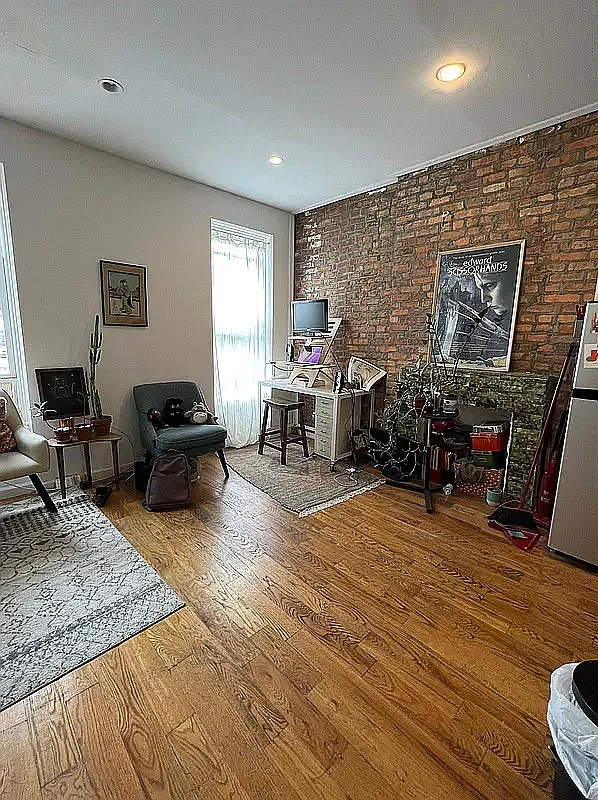 1063 Bergan Street — Photo 1