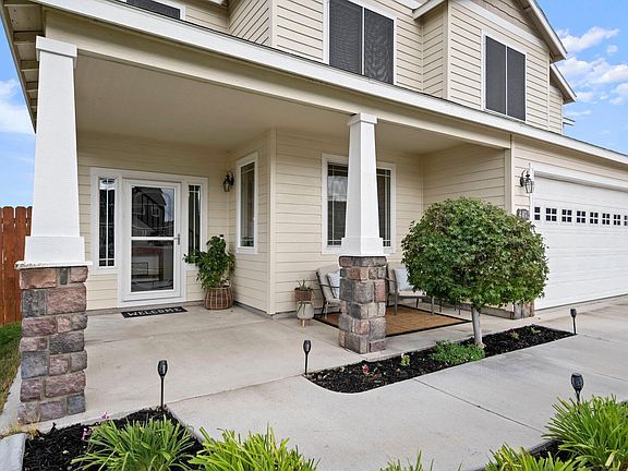 4th image of 4811 Galicia Ct