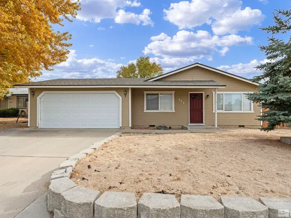 983 Stanford Dr, Carson City, NV 89701