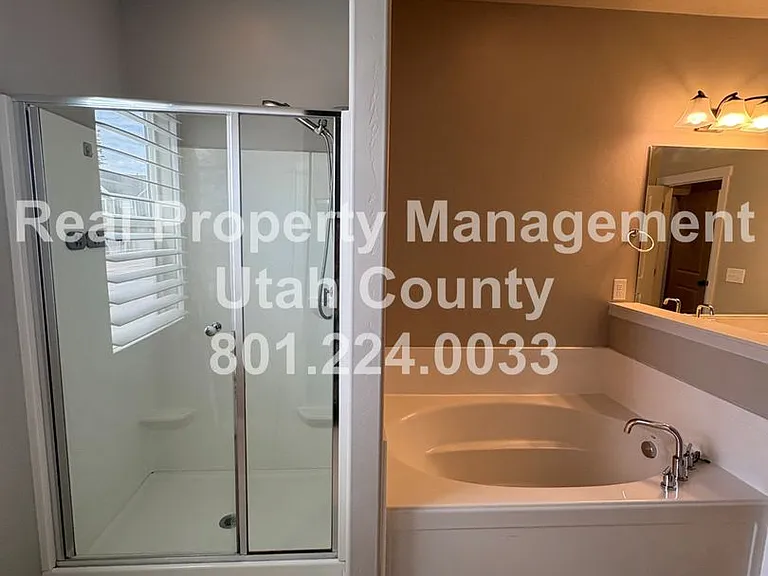 271 E Echo Ledge Dr — Photo 12