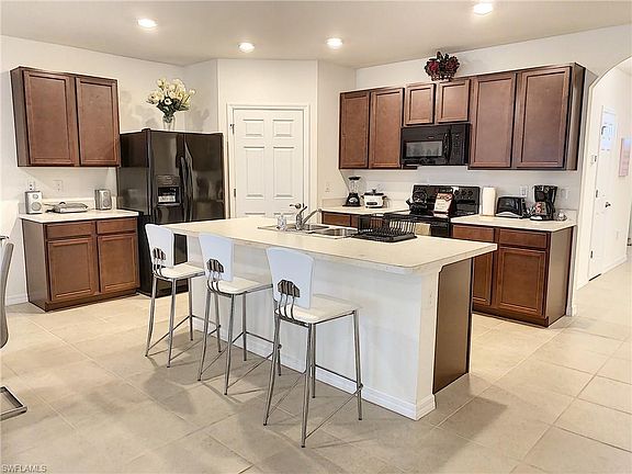 5th image of 10531 Canal Brook Ln