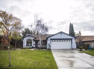 1251 Crestview Dr, Hollister, CA