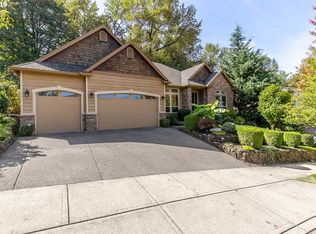 9727 SE Nicholas Dr, Happy Valley, OR 97086