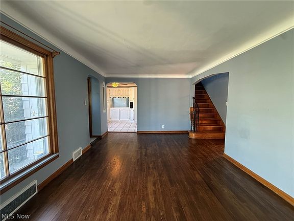 4th image of 1222 Argonne Rd