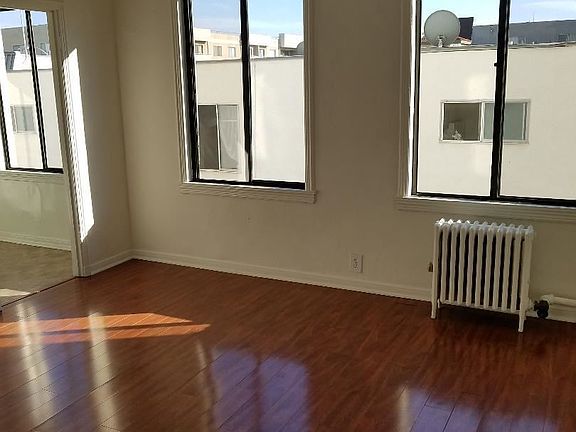 2nd image of 801 Gramercy Dr APT 203