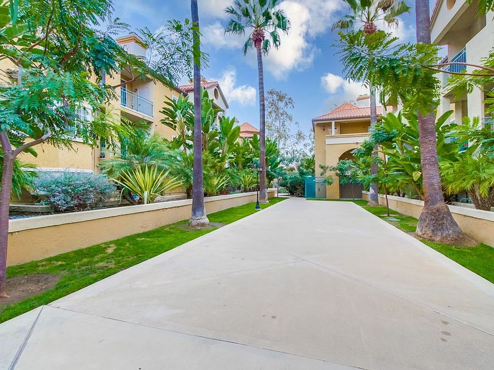 1st image of 2220 Camino De La Reina Unit 111