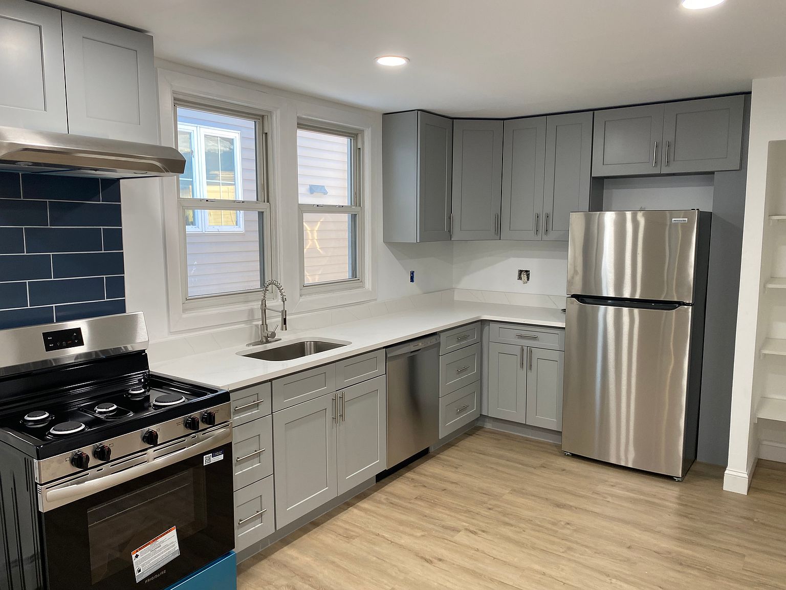 1114 Maple St, Conshohocken, PA 19428 | Zillow