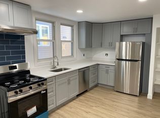 1114 Maple St, Conshohocken, PA 19428