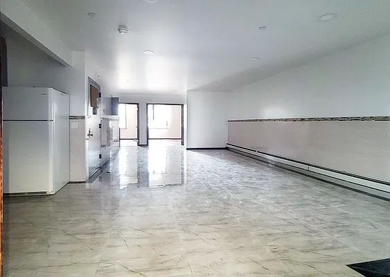 Rented by Avenues Real Estate | media 2