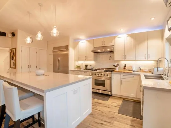 1530 Marine Ave, Manhattan Beach, CA 90266