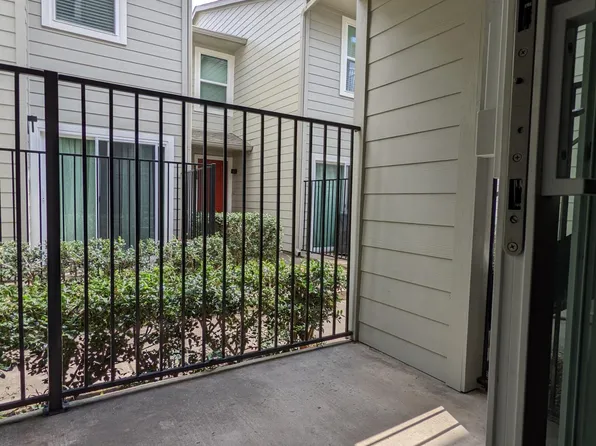 6900 Skillman St APT 106, Dallas, TX 75231