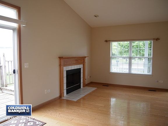 3rd image of 5416 Sun Valley Dr #1