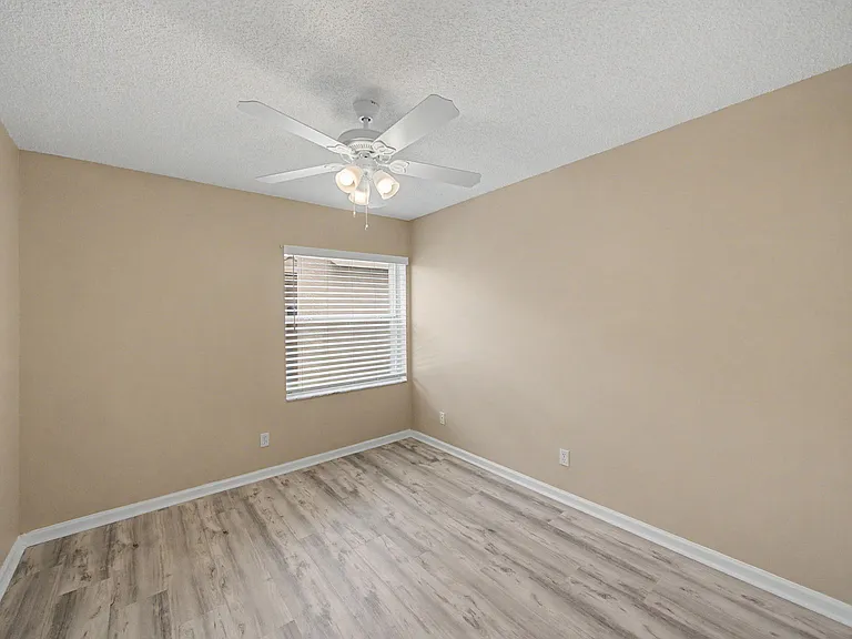 7218 Michigan Isle Rd — Photo 13
