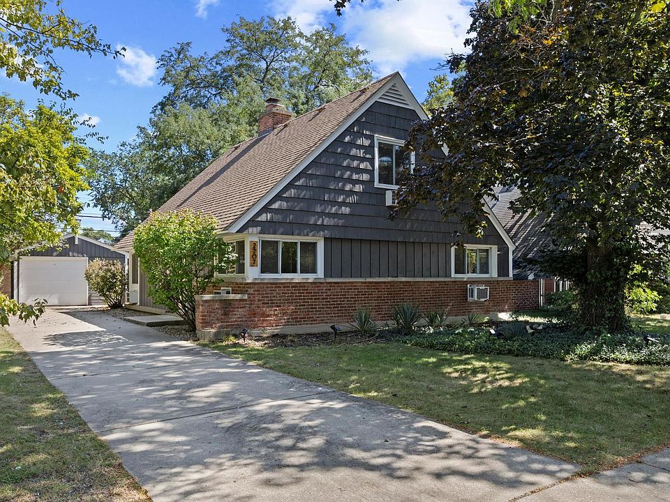 1st image of 2207 Crawford Ave